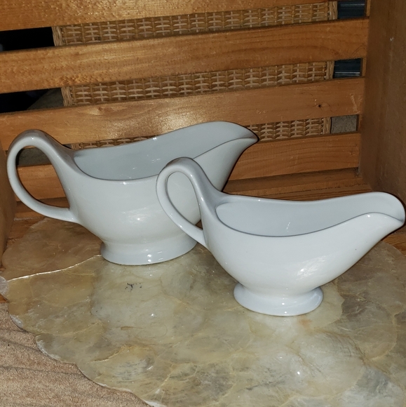 Gravy Boats | Set of 2 boats - Picture 10 of 11